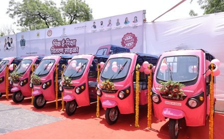 पिंक ई-रिक्षा हे महिला सक्षमीकरण आणि सुरक्षेच्या दिशेने महत्त्वाचे पाऊल-मुख्यमंत्री देवेंद्र फडणवीस